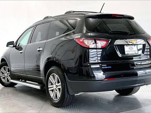 Used 2015 Chevrolet Traverse LT w/ LPO, 'HIT The Road' Package AWD/4WD image 12