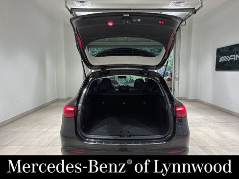 Used 2023 Mercedes-Benz GLC 300 4MATIC image 29