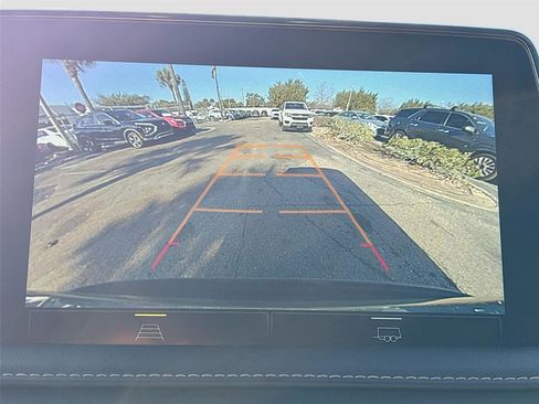 Used 2023 Chevrolet Suburban Premier image 13