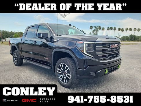 Used 2023 GMC Sierra 1500 AT4 w/ AT4 Premium Package AWD/4WD image 1