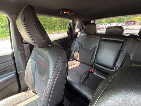 Used 2025 Jeep Compass Trailhawk AWD/4WD image 34
