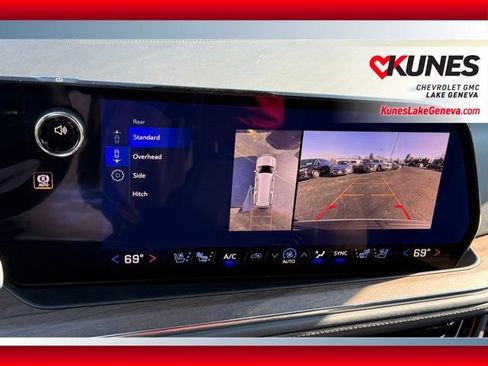 New 2026 Chevrolet Suburban High Country AWD/4WD image 48
