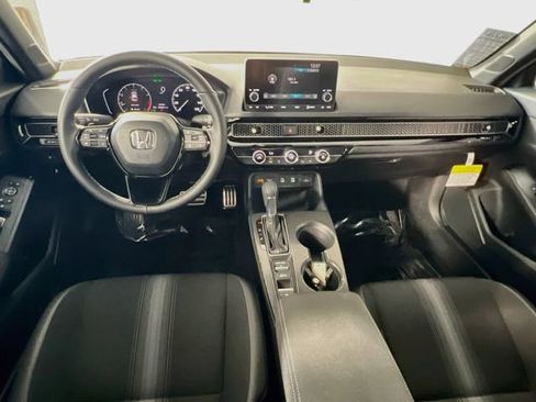 Used 2025 Honda Civic Sport image 28