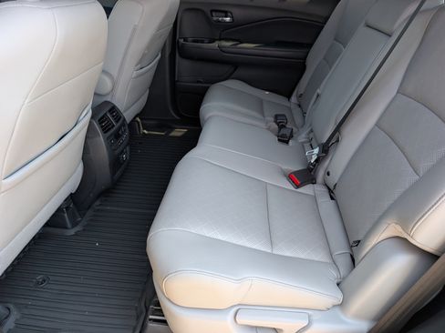 Used 2021 Honda Passport Elite image 11