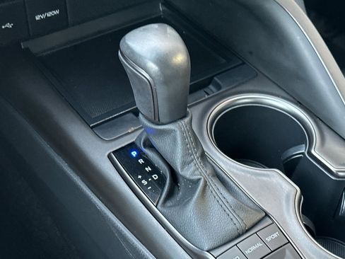 Certified 2023 Toyota Camry SE image 19