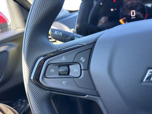 New 2026 Chevrolet Trax LT image 14