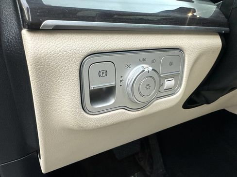 Used 2021 Mercedes-Benz GLE 450 4MATIC image 53