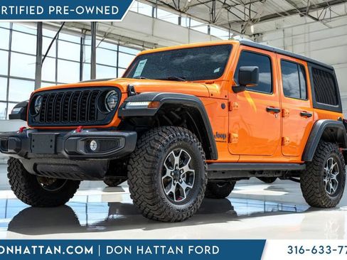 Used 2025 Jeep Wrangler Unlimited Rubicon w/ Convenience Group AWD/4WD image 1