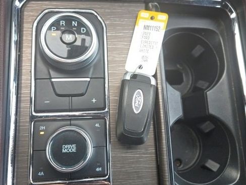 Used 2023 Ford Expedition Limited image 35