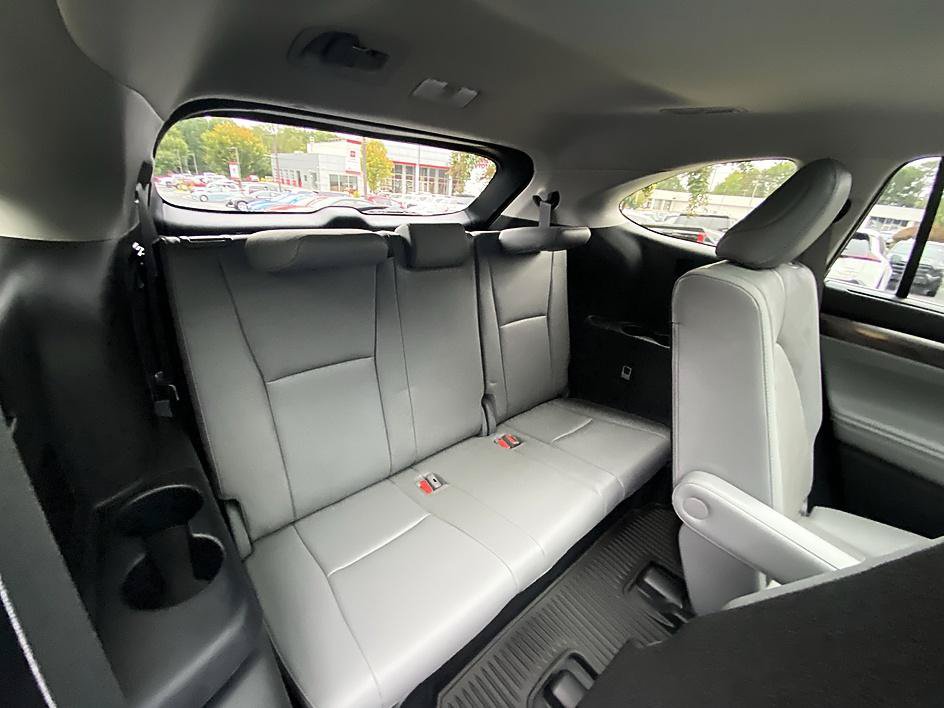 Certified 2021 Toyota Highlander Platinum AWD/4WD image 34