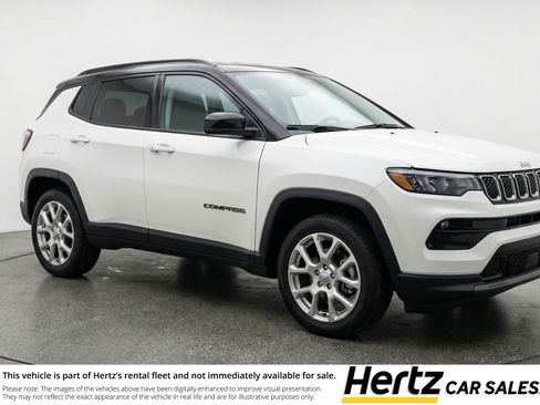 Used 2025 Jeep Compass Limited AWD/4WD image 1