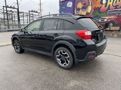 Used 2016 Subaru Crosstrek 2.0i Premium image 3