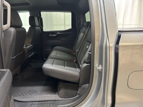 Used 2025 Chevrolet Silverado 1500 LT AWD/4WD image 25