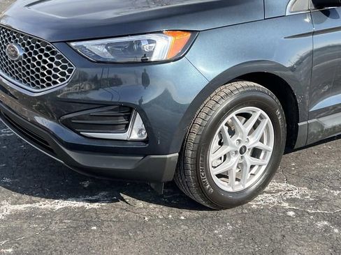 Certified 2024 Ford Edge SEL w/ Convenience Package image 9