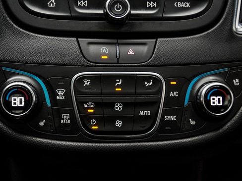 Used 2024 Chevrolet Malibu LT FWD image 19