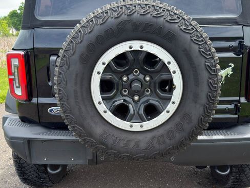 Used 2023 Ford Bronco Badlands w/ Sasquatch Package AWD/4WD image 56