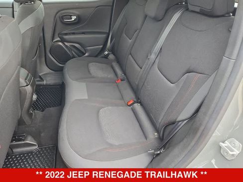 Used 2022 Jeep Renegade Trailhawk AWD/4WD image 18