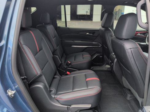 Certified 2026 Chevrolet Traverse RS w/ LPO, Floor Liner Package AWD/4WD image 28