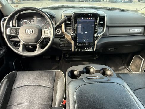 Used 2024 RAM 2500 Laramie image 21