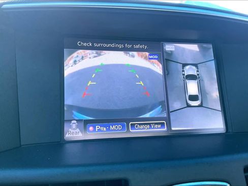 Used 2015 INFINITI Q70 Hybrid w/ Deluxe Touring Package image 25