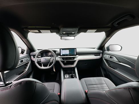 New 2026 Ford Explorer ST-Line w/ ST-Line Street Pack RWD image 16