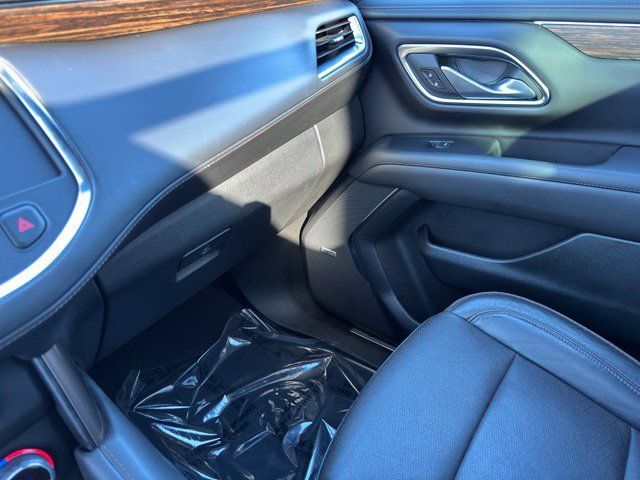 Certified 2024 Chevrolet Tahoe High Country AWD/4WD image 29