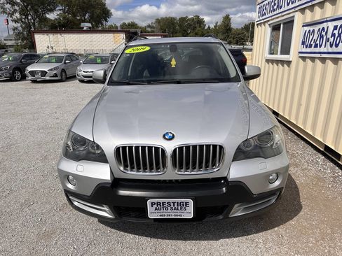 Used 2009 BMW X5 xDrive48i image 2