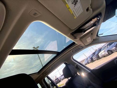 Used 2024 BMW X7 xDrive40i image 13