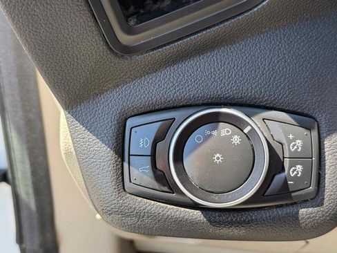 Used 2017 Ford Escape SE AWD/4WD image 39