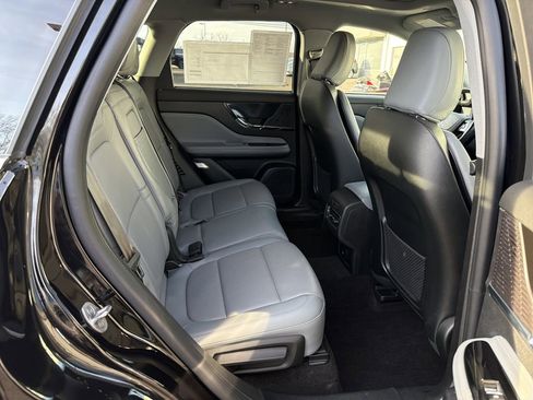 Certified 2022 Lincoln Corsair AWD w/ Premium Package image 17