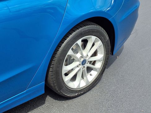 Used 2020 Ford Fusion SE FWD image 27
