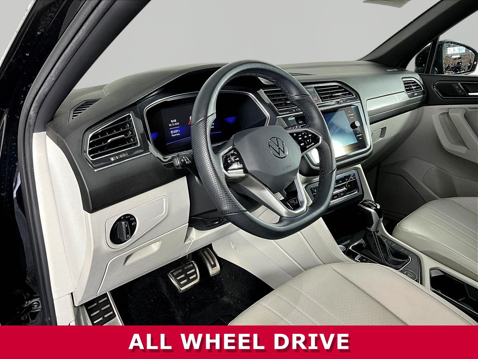Used 2022 Volkswagen Tiguan SE R-Line AWD/4WD image 15