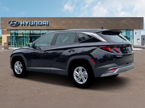 New 2026 Hyundai Tucson SE image 4