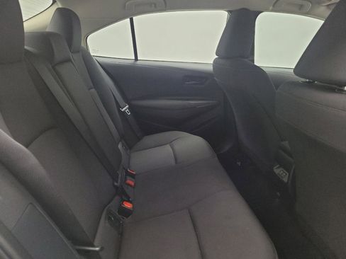 Used 2023 Toyota Corolla LE image 19