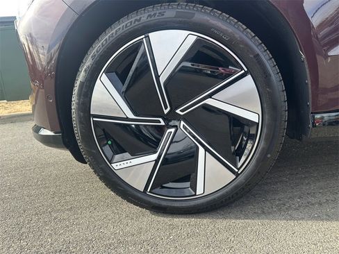 New 2025 Volvo EX90 Ultra image 22