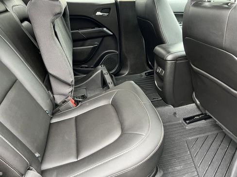 Used 2022 Chevrolet Colorado ZR2 image 17