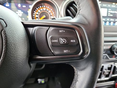 Used 2019 Jeep Wrangler Unlimited Sport S image 24