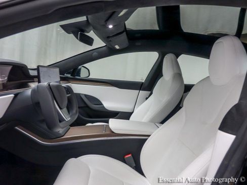 Used 2022 Tesla Model S AWD/4WD image 12