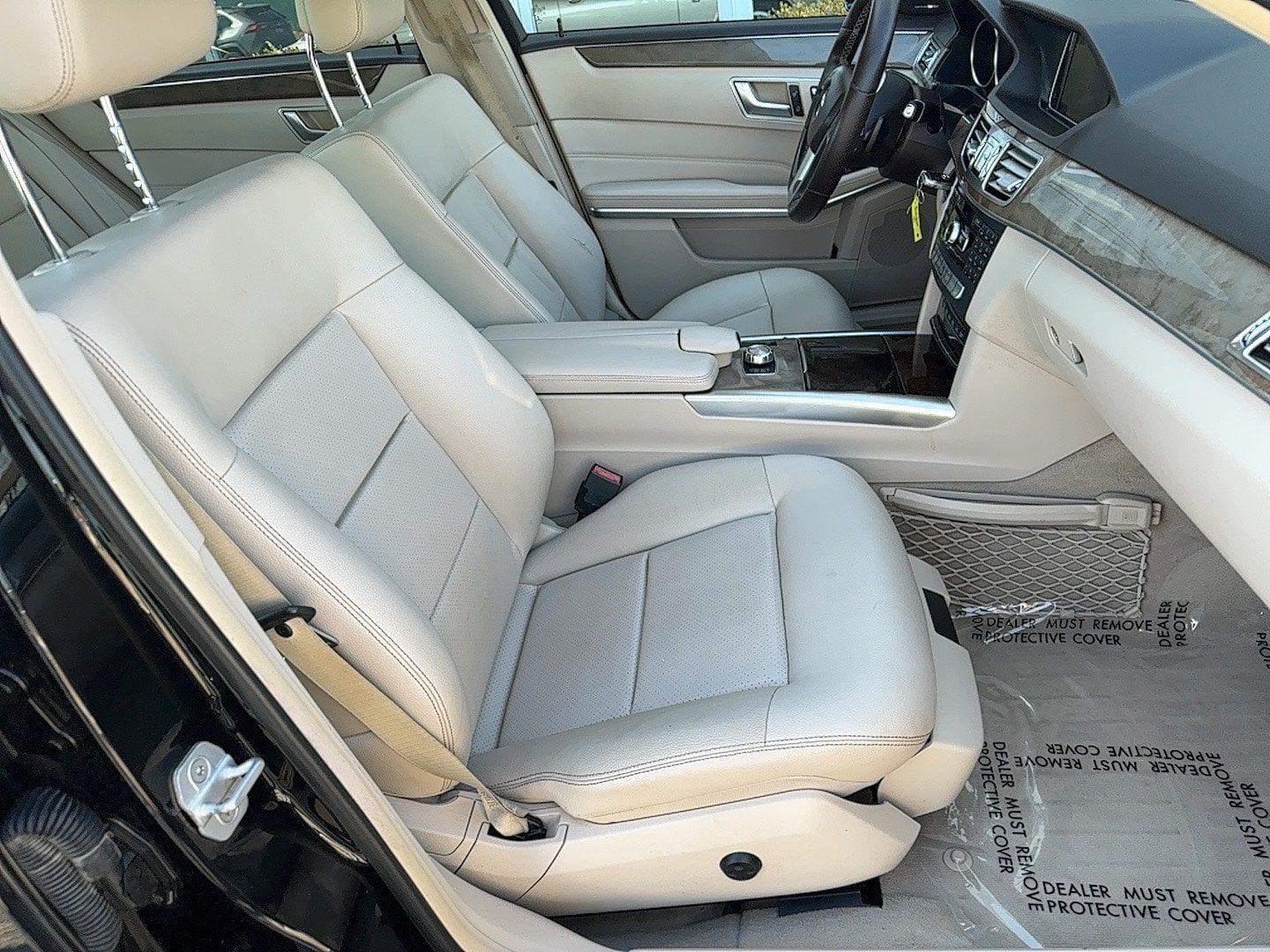 Used 2014 Mercedes-Benz E 350 4MATIC Sedan image 20