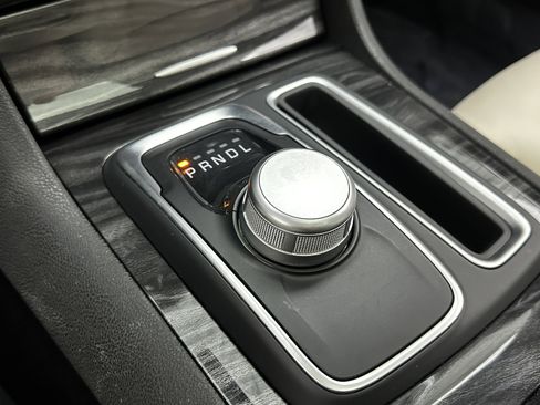 Used 2021 Chrysler 300 Touring L w/ Popular Equipment Group image 21