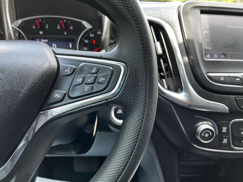 Used 2021 Chevrolet Equinox LT image 30