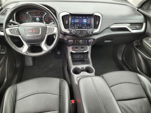 Used 2024 GMC Terrain SLT AWD/4WD image 17