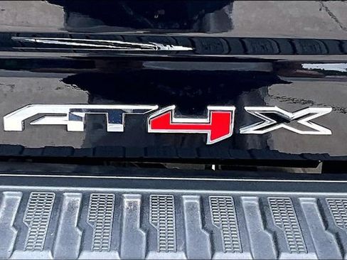 Used 2025 GMC Sierra 2500 AT4X AWD/4WD image 23