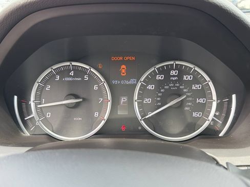 Used 2015 Acura TLX FWD image 31
