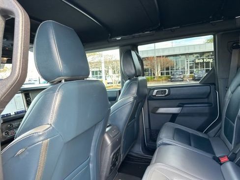 Used 2021 Ford Bronco Outer Banks w/ Sasquatch Package image 23