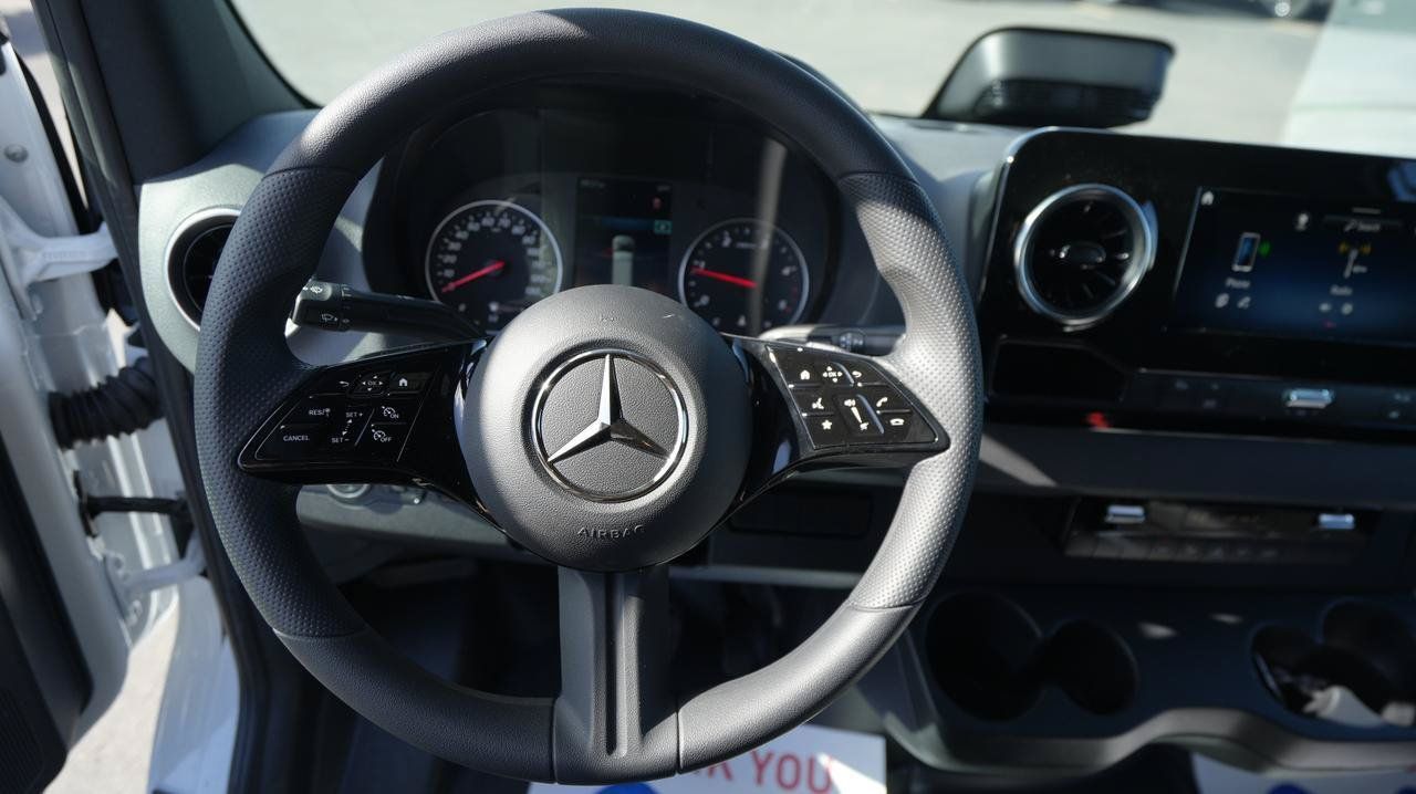New 2026 Mercedes-Benz Sprinter 2500 image 6