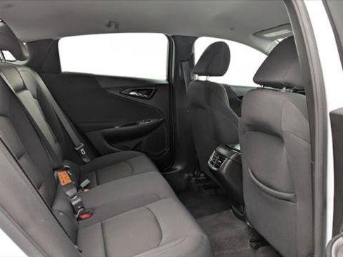 Used 2024 Chevrolet Malibu LT FWD image 18
