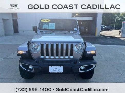 Used 2020 Jeep Wrangler Unlimited Sahara w/ Dual Top Group AWD/4WD image 5