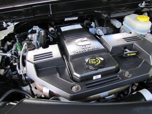 Used 2021 RAM 2500 Limited image 41