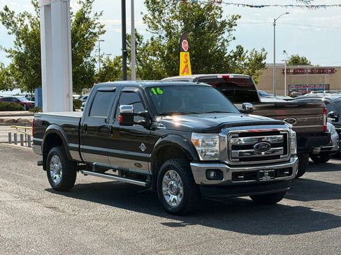 Used 2016 Ford F350 Lariat w/ Lariat Ultimate Package AWD/4WD image 4